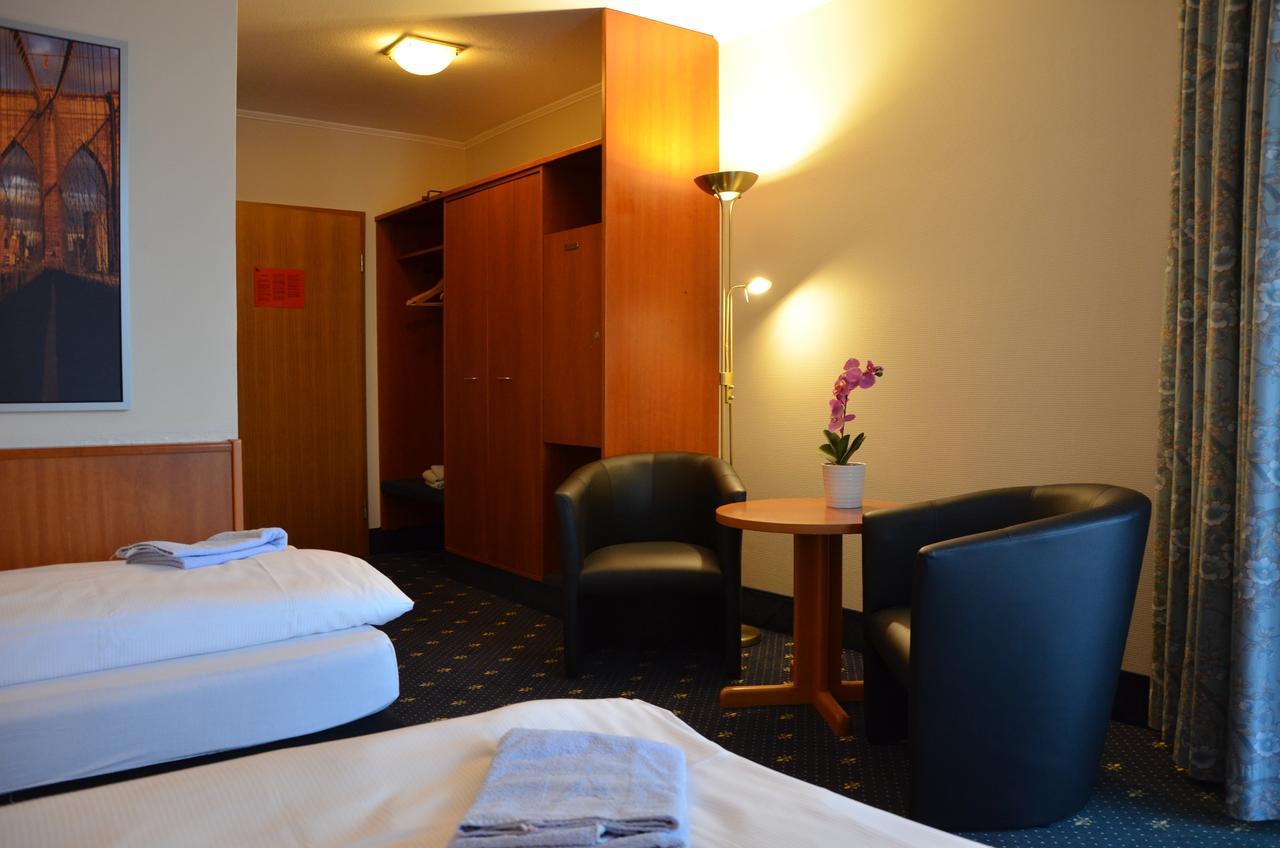 Karaman Group Hotel Bad Nenndorf Ngoại thất bức ảnh