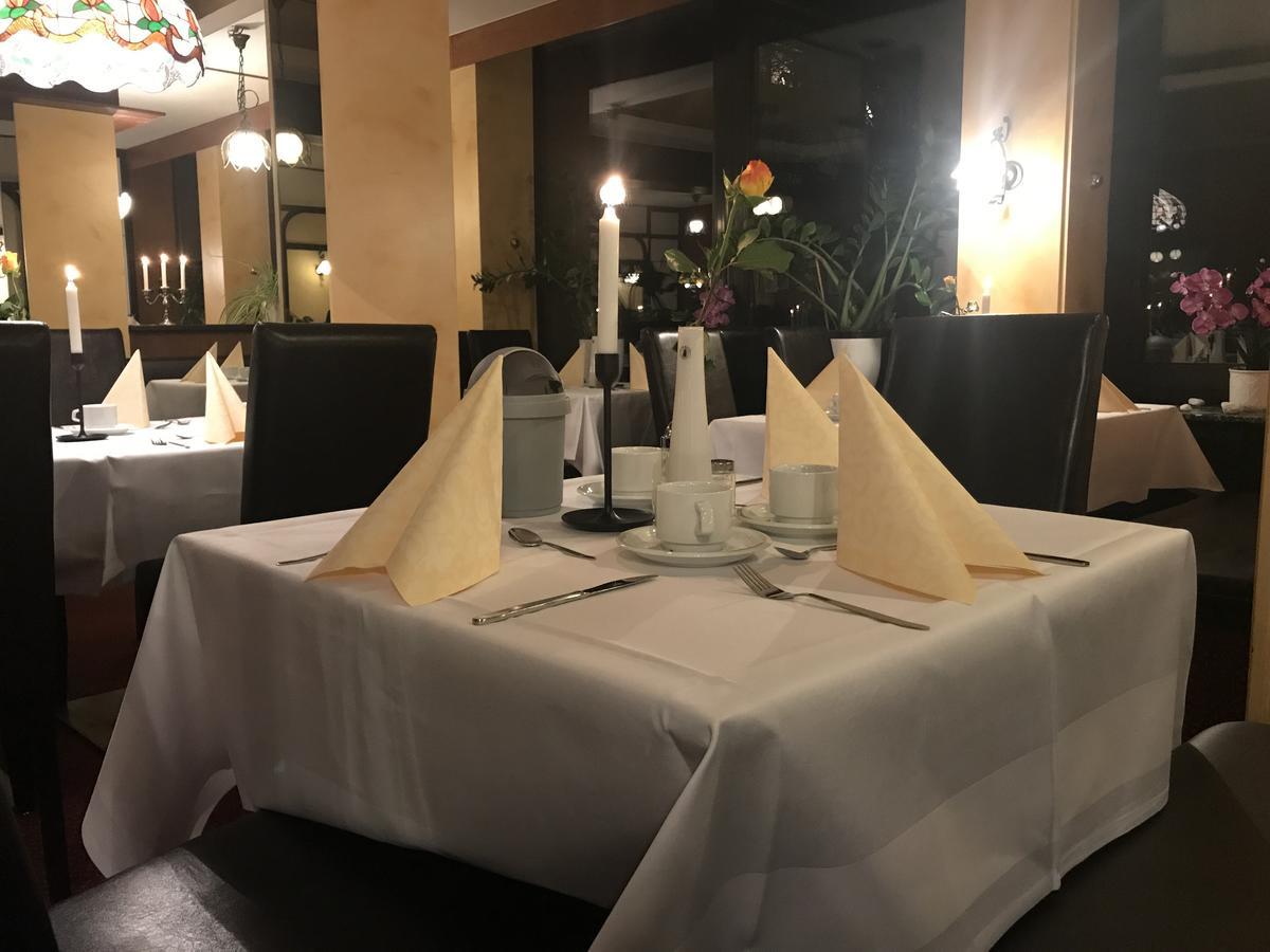 Karaman Group Hotel Bad Nenndorf Ngoại thất bức ảnh