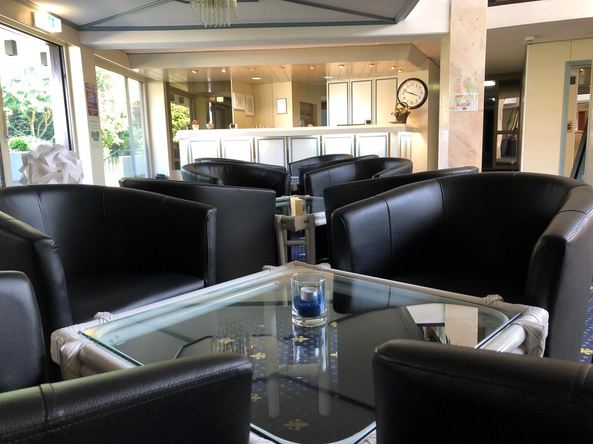 Karaman Group Hotel Bad Nenndorf Ngoại thất bức ảnh